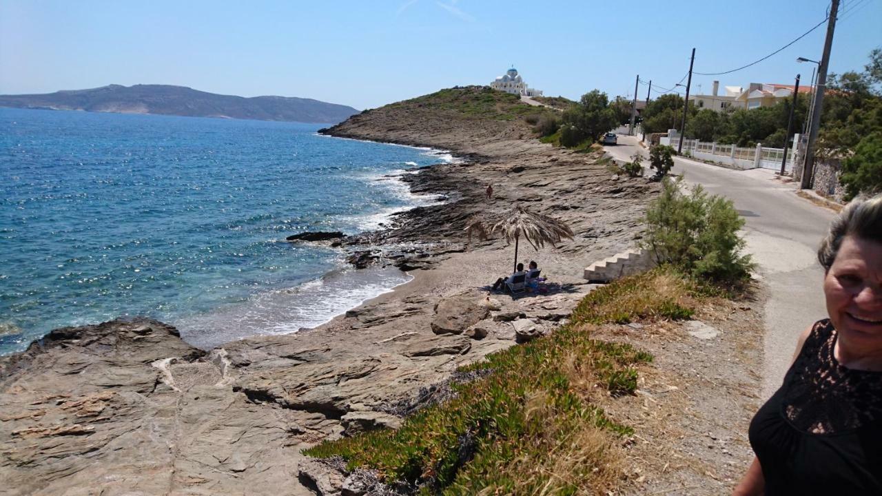 Villa Το Πετρινο Agia Marina Mikrolimanou Exterior foto